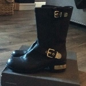 Vince Camuto Winchell boots